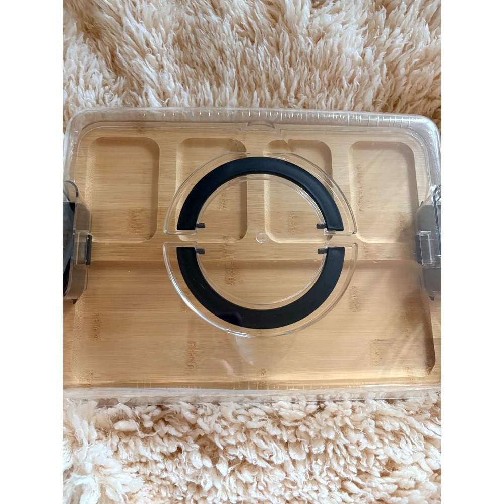 FOWA - Charcuterie Board with Snap Lock Cover and Handle - Never Opened
